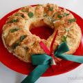 Γιορτινό τυρόψωμο με μυρωδικά/Holiday Bread[...]