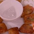 Ο Άκης Πετρετζίκης μαγειρεύει γαρίδες σε φύλλο[...]