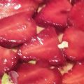 Τάρτα σφολιάτας με φράουλες συνταγή από Saucypan