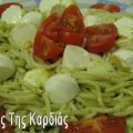 Μακαρονάδα με pesto και mozzarella