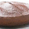 Κέικ σουφλέ σοκολάτα-αμύγδαλο