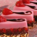 Δίχρωμο γλύκισμα με ζελέ φράουλα και σοκολάτα