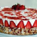 τούρτα με φράουλες και λευκή σοκολάτα/[...]
