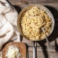 Σπαγγέτι cacio e pepe