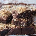 Brownies με σοκολάτα και crumble αμυγδάλου