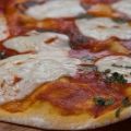 ιταλική πίτσα μαργαρίτα αλά Ελίζαμπεθ -delivery[...]