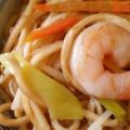 Κινέζικα noodles με γαρίδες και κόλιανδρο[...]