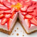 Cheesecake φράουλας χωρίς ψήσιμο