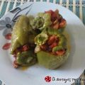 Πράσινες πιπεριές γεμιστές με λουκάνικο και[...]