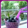 Smoothie με μύρτιλα και κεράσια