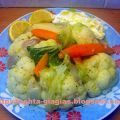 Κουνουπίδι βραστό σαλάτα με καρότα και κρεμμύδια