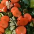 Τσιπουρομεζές - Πολίτικη σαλάτα 