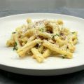 ζυμαρικά με σάλτσα λουκάνικου – pasta alla[...]