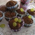 Muffins με σταφύλια, σοκολάτα και καρύδια