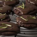 Σοκολατένια μπισκότα με δενδρολίβανο