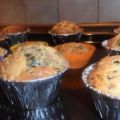 Αλμυρά muffins με μπέικον, σπανάκι και αρακά[...]