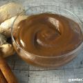 Κρέμα σοκολάτας αβοκάντου με κανέλα και[...]