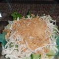 Ασιατική σαλάτα με noodles, κοτόπουλο και[...]