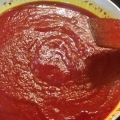 Κόκκινη σάλτσα { για μακαρόνια } : συνταγή από[...]