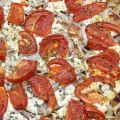 Πίτσα με κρεμμύδια - η ελληνική εύκολη πίτσα