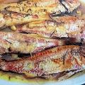 Μπαρμπούνια με σάλτσα