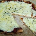 Πίτσα Αυθεντική Ιταλική με λεπτή ζύμη![...]