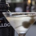 Bulldog Gin & Ιστορίες Dry Martini