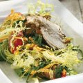 Πράσινη σαλάτα με ψητό κοτόπουλο | Συνταγή |[...]