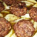 Μπιφτέκια με πατάτες στο φούρνο by Akis![...]