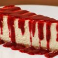 Cheesecake με στέβια και σως φράουλας