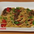 Μοσχάρι stir fry με γλυκό τσίλι και κόκκινες[...]