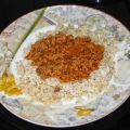 Σόγια (κιμάς) κοκκινιστή με κίτρινο ρύζι
