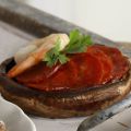 Tapas: Μανιτάρια Portobello με γαρίδες και[...]