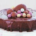 Σοκολατένιο κέϊκ με μαρμελάδα και γιαούρτι
