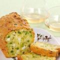 Αλμυρό κέικ με μυρωδικά και τυριά