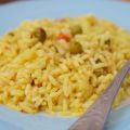 Κίτρινο ρύζι με αρακά και καρότο