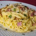 Καρμπονάρα (Spaghetti alla carbonara)