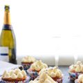 Cupcakes με αφρώδη οίνο & βανίλια και[...]