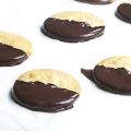 Μπισκότα βουτύρου με επικάλυψη σοκολάτας |[...]