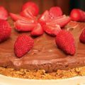 Cheesecake με πραλίνα & φράουλες