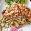 Μακαρούνες με μεσογειακή σάλτσα κρεμμυδιών -[...]