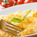Αυγά σκραμπλ ή scrambled eggs
