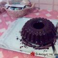 Κέικ βανίλια με εύκολο γλάσο σοκολάτας