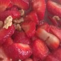 Επιδόρπιο με φράουλες συνταγή από Χατζηνικολάου[...]