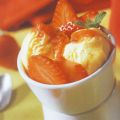Παγωτό με μαριναρισμένες φράουλες με κανέλα και[...]