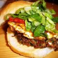 Burger ... αλλιώς: με κολοκυθοκεφτεδάκια, αυγό,[...]