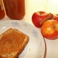 Μαρμελάδα μήλο με άρωμα κανέλας Apple jam with[...]