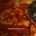 Καλοκαιρινή πίτσα με σάλτσα πιπεριάς και ζύμη[...]