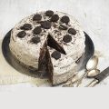 Σοκολατένια τούρτα γενεθλίων με μπισκότο |[...]