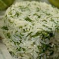 Αρωματικό ρύζι με μαϊντανό και σκόρδο